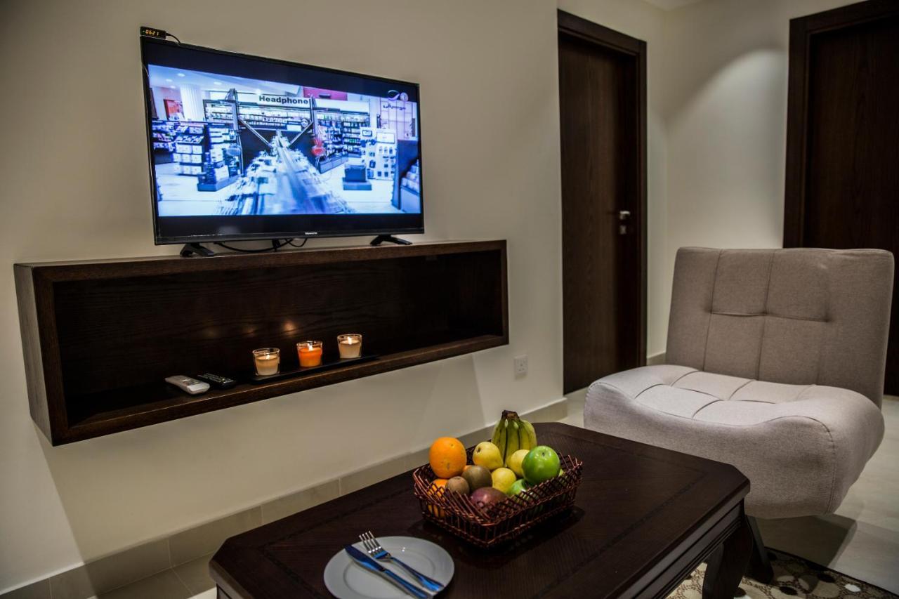 Naylover Hotel Suites Amman Buitenkant foto