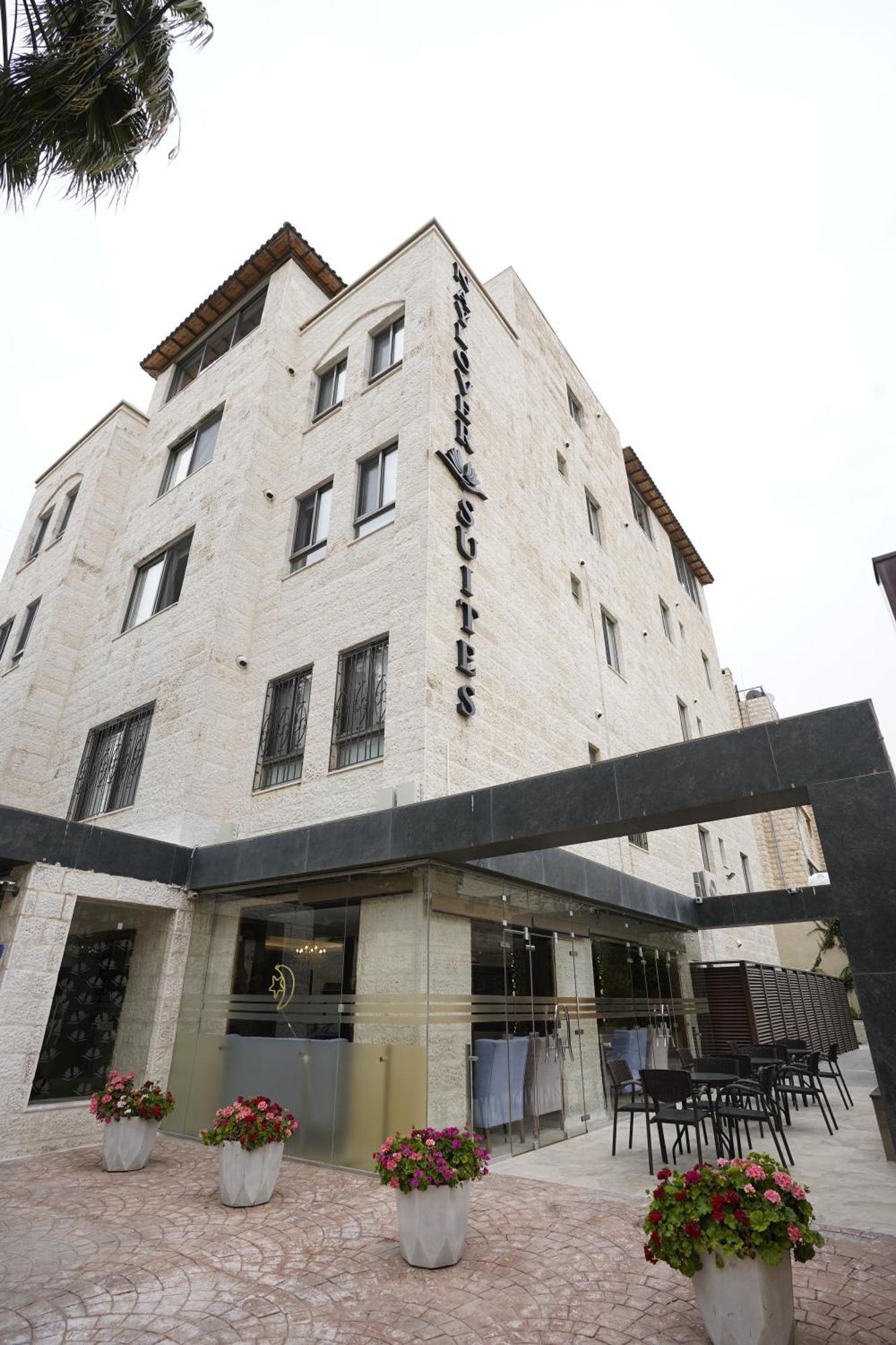 Naylover Hotel Suites Amman Buitenkant foto
