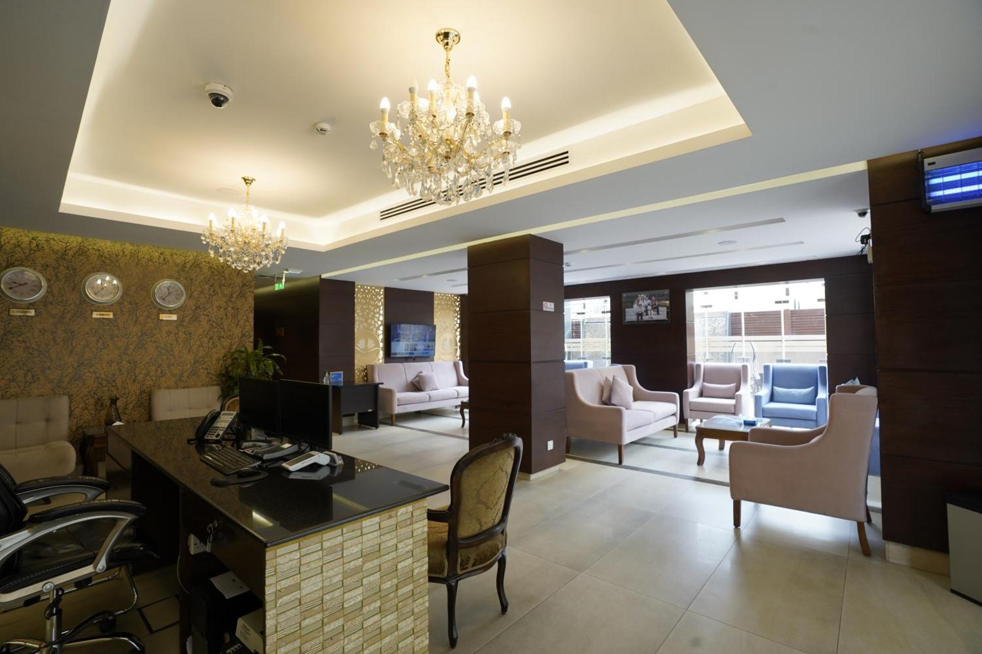 Naylover Hotel Suites Amman Buitenkant foto